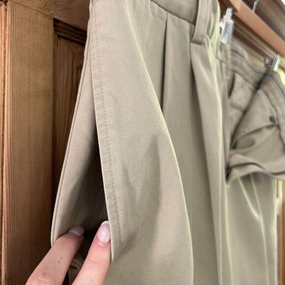 Men's Duluth Trading Company Size 44 X‎ 32 Pants Tan Khaki Pockets Straight Leg - Picture 4 of 9